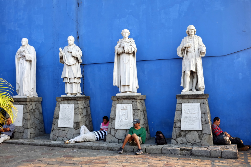 Iglesia El Rosario, San Salvador, enero de 2016